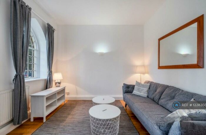 1 Bedroom Flat To Rent In St. Matthew's Row, London, E2