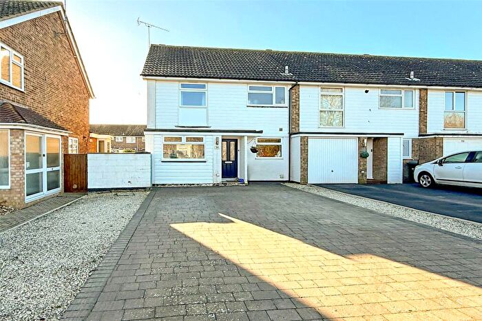 3 Bedroom End Of Terrace House For Sale In Southfields Road, Littlehampton, West Sussex, BN17