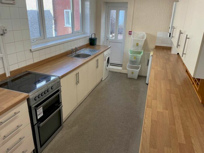 5 Bedroom Property To Rent In Gower Road, Sketty, Swansea, SA2