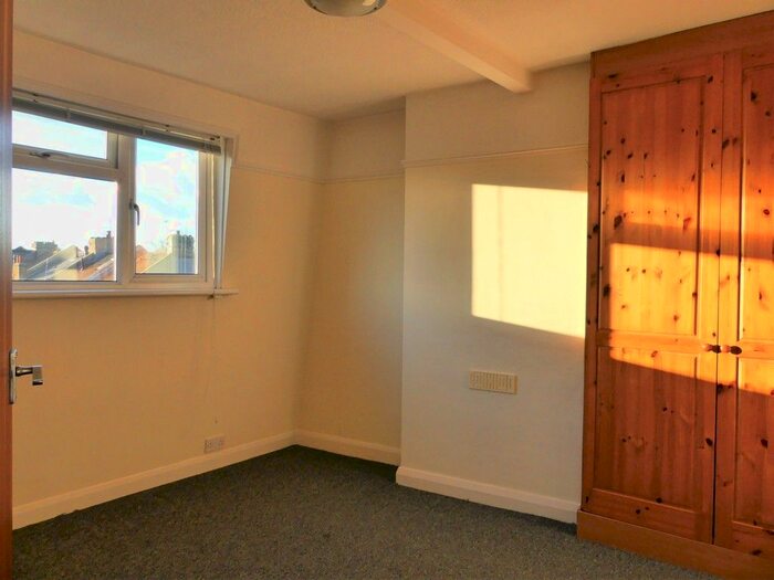 2 Bedroom Flat To Rent In Footscray Road, London, SE9