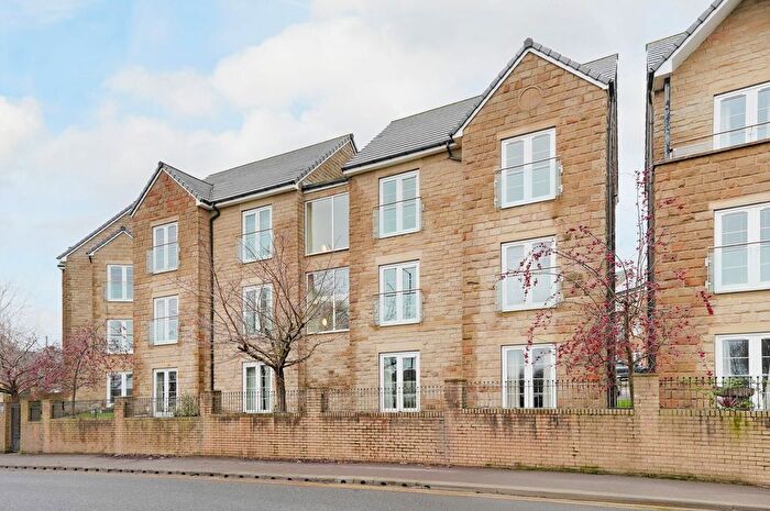 2 Bedroom Flat For Sale In Grenoside Grange Close, Grenoside, Sheffield, S35