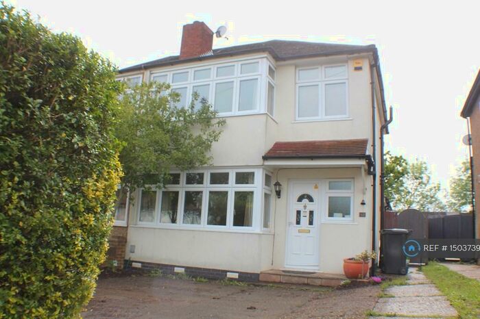 4 Bedroom Semi-Detached House To Rent In Crosslands Road, Epsom, KT19
