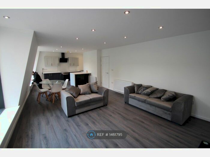 2 Bedroom Flat To Rent In Irwell Chambers, Liverpool, L3