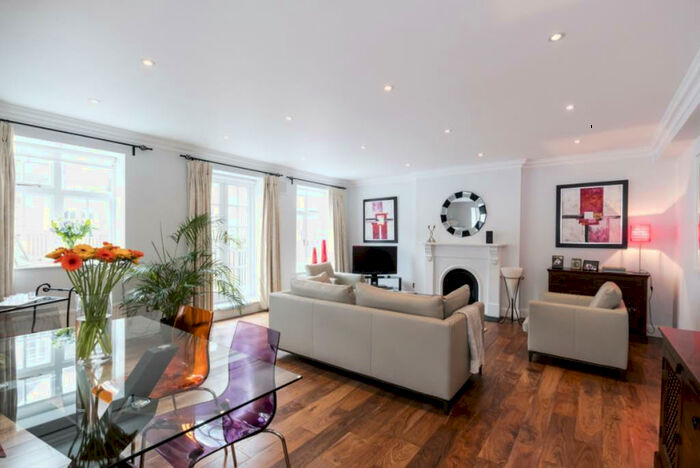 4 Bedroom Apartment To Rent In Transept Street, Marylebone, London, NW1