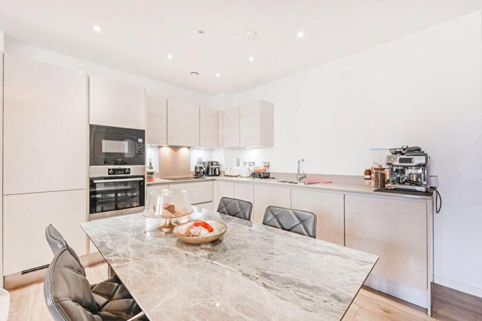 2 Bedroom Flat For Sale In Nellie Cressall Way, , Bow, London, E3