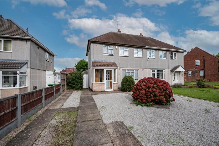 3 Bedroom Semi-Detached House For Sale In Dunkirk Avenue, West Bromwich, B70