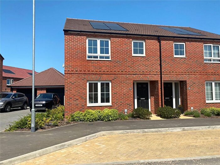 3 Bedroom Semi Detached House For Sale In Hainault Drive, Canford Vale, Poole, Dorset, BH11
