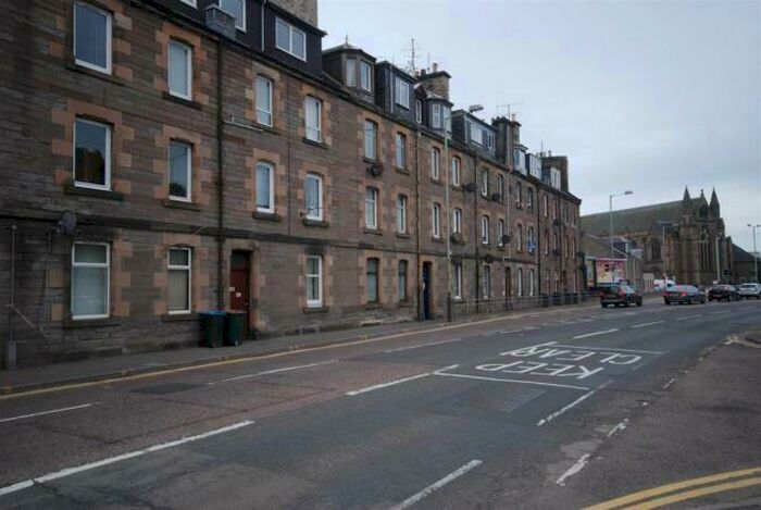 1 Bedroom Flat To Rent In Barrack Street, Perth, Perthshire, PH1