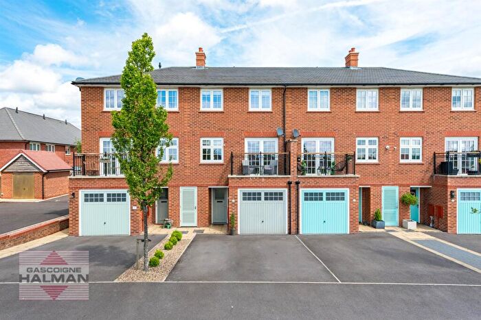 4 Bedroom Town House For Sale In Hangar Crescent, Woodford, SK7