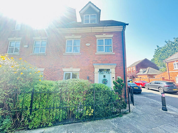 3 Bedroom Semi Detached House For Sale In Ladybank Avenue, Preston, PR2