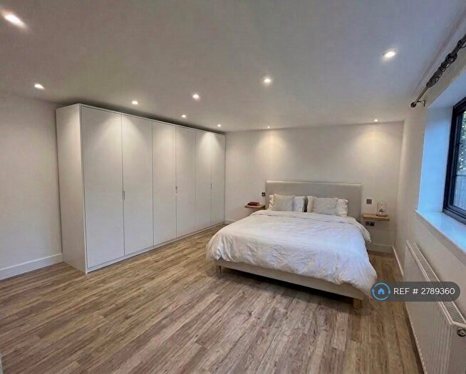 1 Bedroom Flat To Rent In Fox Lane, London, N13