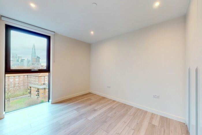 2 Bedroom Flat To Rent In New Kent Road, London, SE1