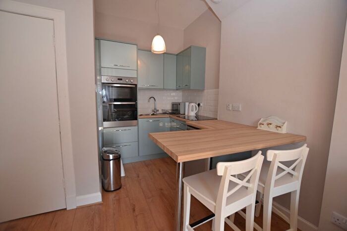 1 Bedroom Flat To Rent In Stewart Terrace, Edinburgh, EH11