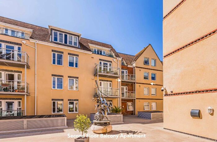 1 Bedroom Flat For Sale In Roman Quarter, Shippam Street, Chichester City Centre, PO19