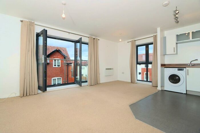 2 Bedroom Apartment To Rent In Larch Way, Stourport-on-Severn, DY13