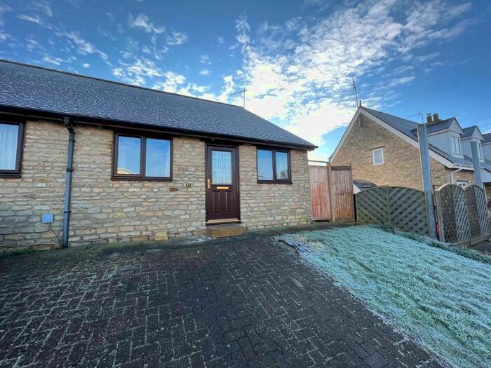 2 Bedroom Bungalow To Rent In Harrold Road, Lavendon, MK46