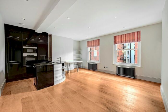 2 Bedroom Flat To Rent In Lawrence Mansions, Lordship Place, SW3