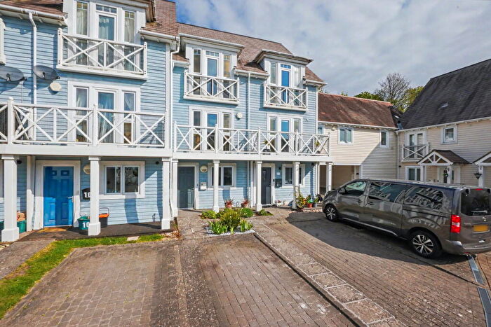 3 Bedroom Terraced House For Sale In Crossfield Walk, Holborough Lakes, Snodland, ME6