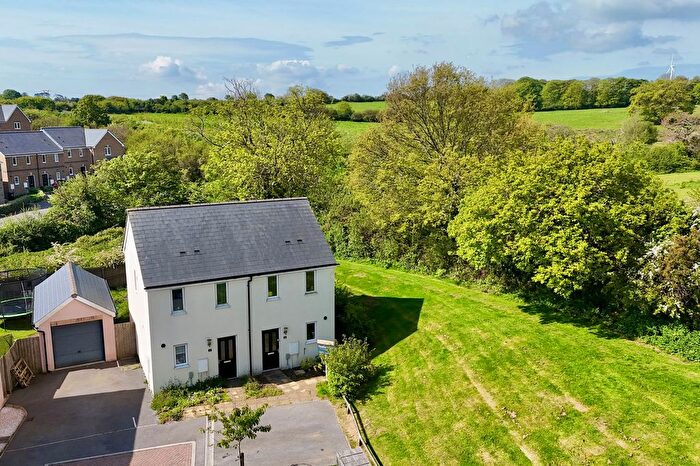 2 Bedroom Semi-Detached House For Sale In Hillhead Rise, Falmouth, TR11