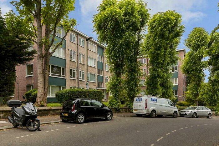 Flat To Rent In Crescent Road, Crouch End, N8