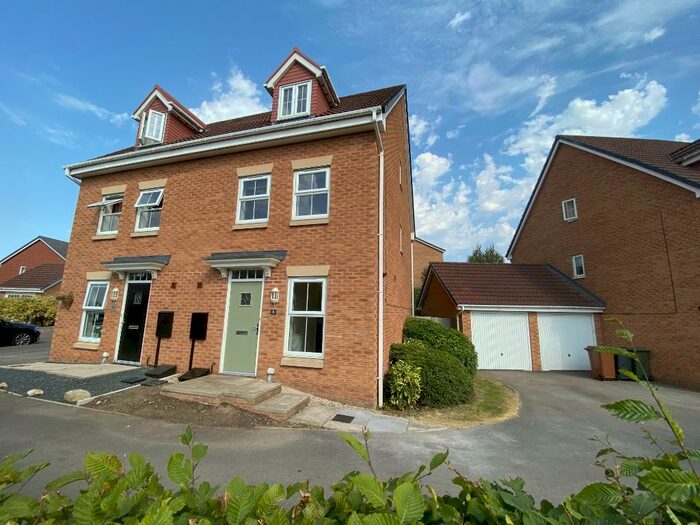 3 Bedroom Semi-Detached House To Rent In Jenner Close, Melton Mowbray, LE13