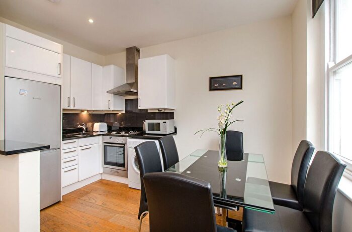 1 Bedroom Flat To Rent In Oakley Street, Chelsea, London, SW3