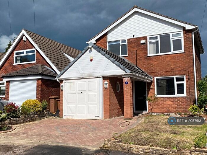 3 Bedroom Detached House To Rent In Lawnswood Park Road, Manchester, M27
