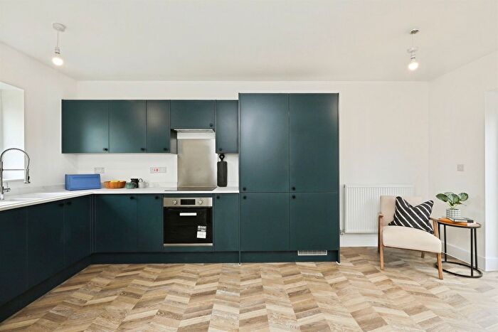 3 Bedroom Detached House For Sale In Maple Wood Walk, Waverley, Rotherham, S60