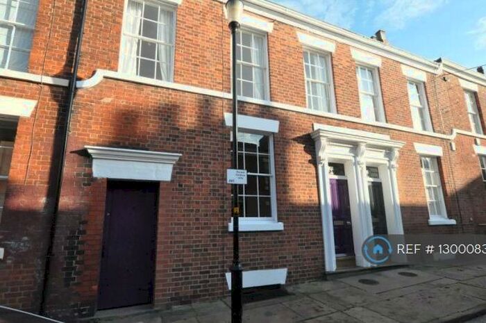 6 Bedroom Terraced House To Rent In Regent Street, Preston, PR1