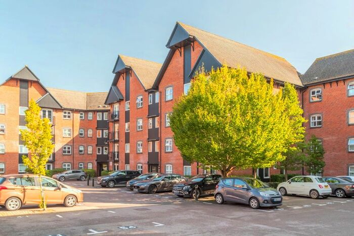 2 Bedroom Flat To Rent In The Wharf, Leighton Buzzard, LU7