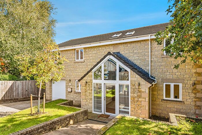 4 Bedroom Detached House For Sale In Whitewell Road, Frome, BA11