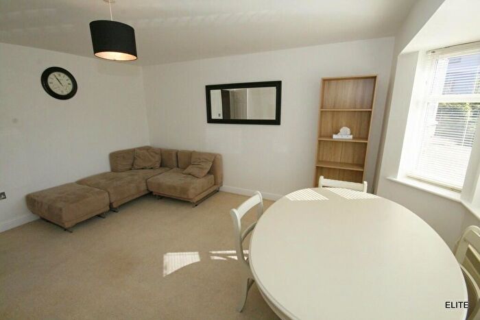 2 Bedroom Apartment To Rent In New Durham Courtyard, Gilesgate, DH1