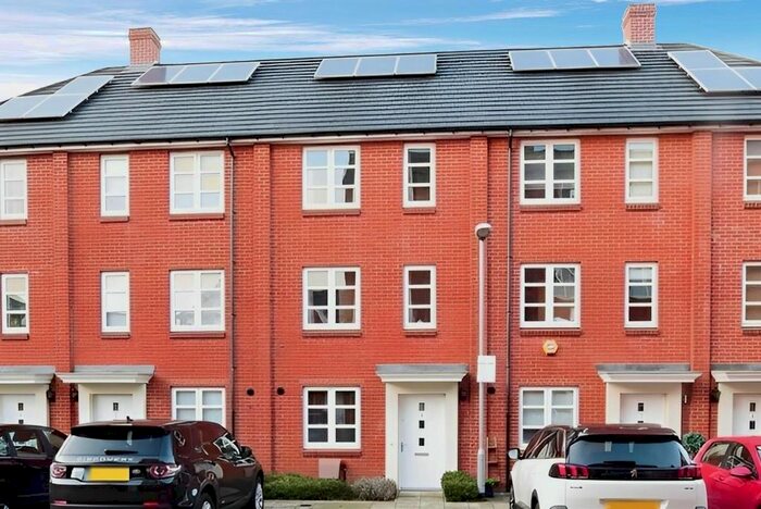 4 Bedroom Property To Rent In Camwal Close, Mitcham, CR4