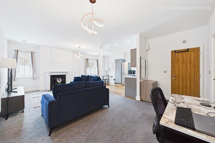 1 Bedroom Apartment For Sale In East Street, St. Ives, Cambridgeshire, PE27