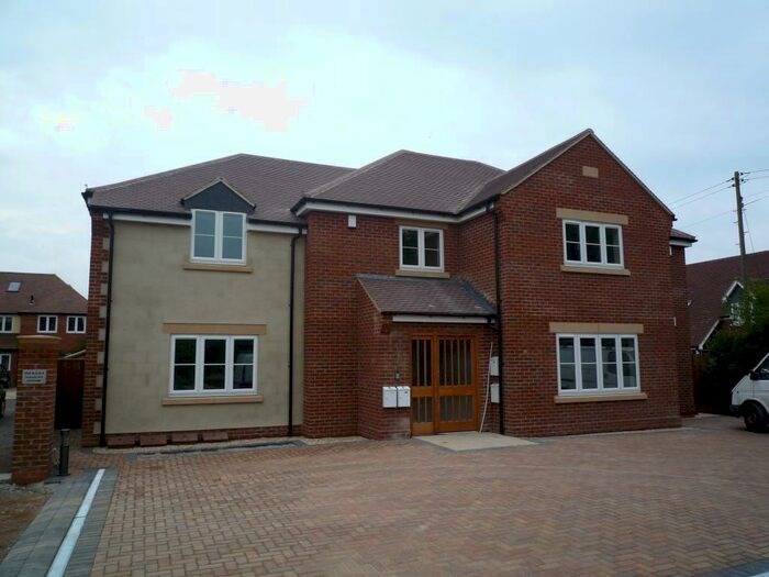 2 Bedroom Apartment To Rent In Cumnor Hill, Oxford, OX2