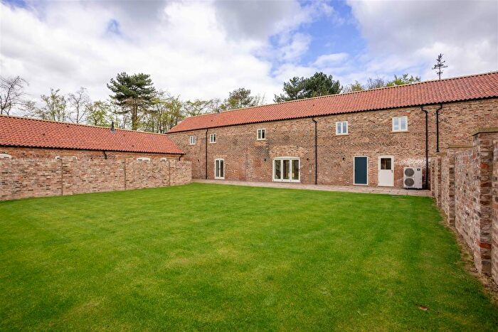 5 Bedroom Barn Conversion For Sale In Burbank Barn, Beals Lane, York, YO41