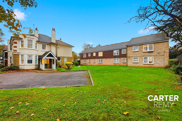 2 Bedroom Maisonette For Sale In Palmers Avenue, Grays, RM17