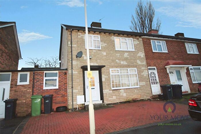 3 Bedroom Semi-Detached House To Rent In Elm Green, Dudley, West Midlands, DY1