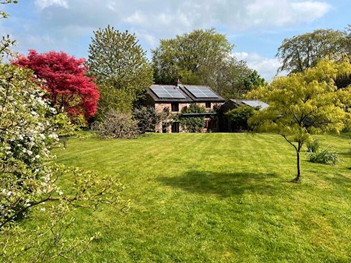 3 Bedroom Detached House For Sale In Potters Lane, Samlesbury, Preston, PR5