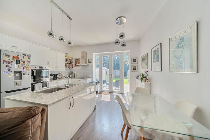 5 Bedroom Semi-Detached House For Sale In Hale Lane, London, NW7
