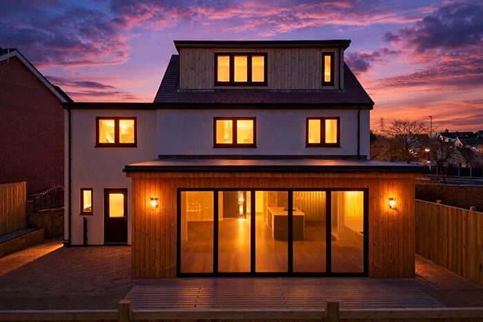 4 Bedroom Detached House For Sale In Snydale Rd, Normanton, WF6