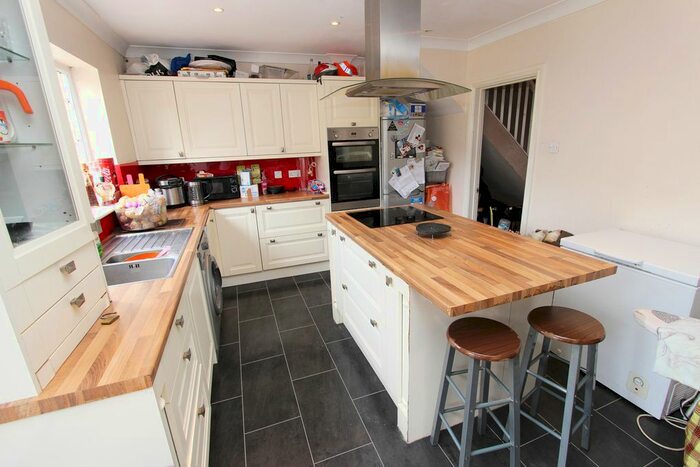 3 Bedroom Terraced House For Sale In Kirby Road, Dartford, Kent, DA2