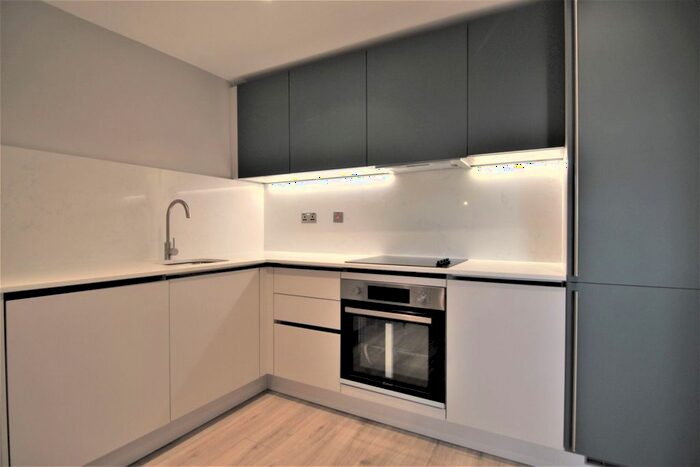 1 Bedroom Flat To Rent In Theobald Street, Borehamwood, London, WD6