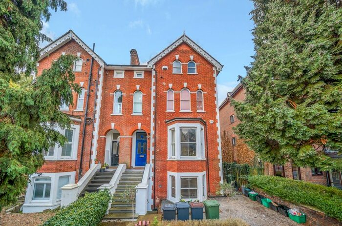 1 Bedroom Flat To Rent In Shortlands Grove, Bromley, BR2