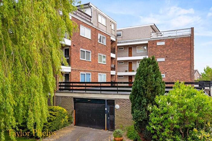 1 Bedroom Apartment To Rent In Highmill, Ware, SG12