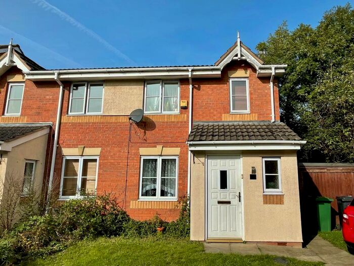 3 Bedroom House To Rent In Swan Gardens, Peterborough, PE1