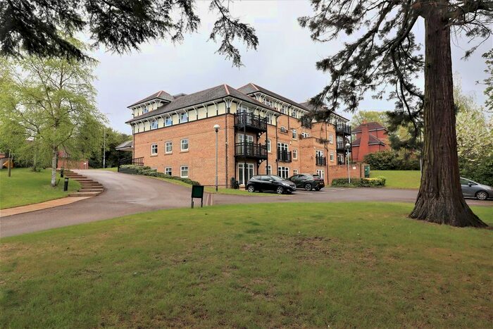 3 Bedroom Flat To Rent In Hellyer Close, North Ferriby, HU14