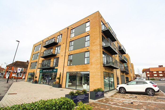 2 Bedroom Flat To Rent In Old Mill Lane, Southampton, SO14