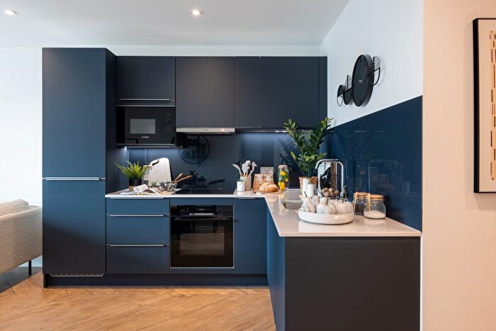 1 Bedroom Flat For Sale In Upper East, Bromley-By-Bow, E3