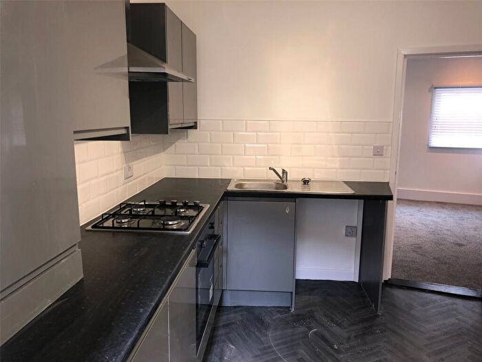 2 Bedroom Flat To Rent In Clarendon Road, Southsea, PO4